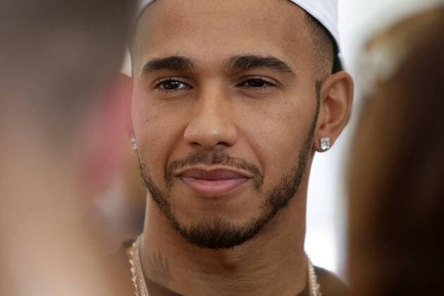 Abu Dhabi Grand Prix, UAE 24 - 27 November 2016 24.11.2016 - Lewis Hamilton (GBR) Mercedes AMG F1 W07 Hybrid 