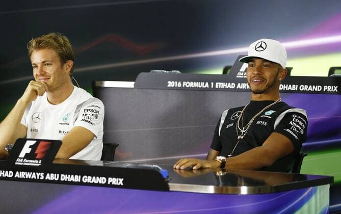 Motorsports: FIA Formula One World Championship WM Weltmeisterschaft 2016, Grand Prix of Abu Dhabi, 6 Nico Rosberg (GER, Mercedes AMG Petronas Formula One Team), 44 Lewis Hamilton (GBR, Mercedes AMG Petronas Formula One Team), xHOCHxZWEIx