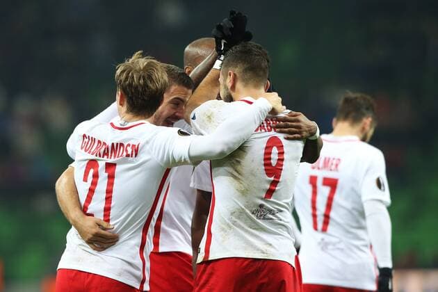 SOCCER - EL, Krasnodar vs RBS KRASNODAR,RUSSIA,24.NOV.16 - SOCCER - UEFA Europa League, group stage, FK Krasnodar vs Red Bull Salzburg. Image shows the rejoicing of Fredrik Gulbrandsen and Munas Dabbur (RBS). GEPAxpictures xMathiasxMandl