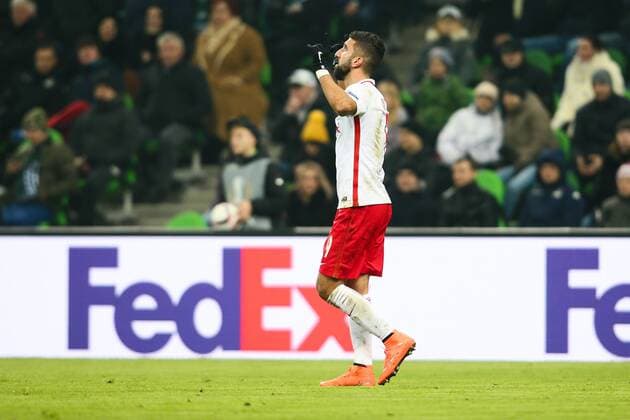 SOCCER - EL, Krasnodar vs RBS KRASNODAR,RUSSIA,24.NOV.16 - SOCCER - UEFA Europa League, group stage, FK Krasnodar vs Red Bull Salzburg. Image shows the rejoicing of Munas Dabbur (RBS). GEPAxpictures xFelixxRoittner