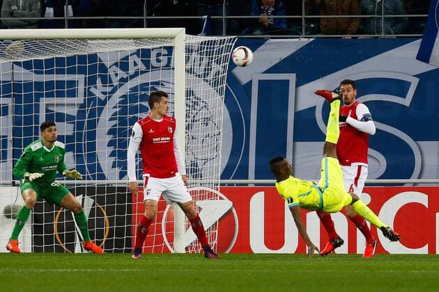 Gent s Kalifa Coulibaly scores a goal during a fifth game in the group stage (group H) of the Europa League competition between Belgian soccer team KAA Gent and Portugese team SC Braga, Thursday 24 November 2016, in Gent. BRUNOxFAHY  x04982530x