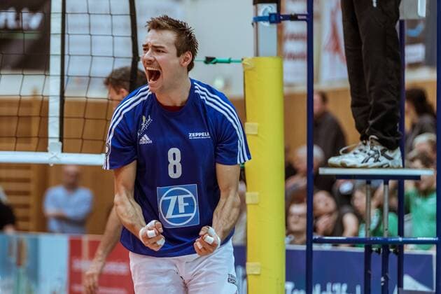 Georg Klein (08-Friedrichshafen) Jubel 24.11.2016, DVV-Pokal, Halbfinale, Männer