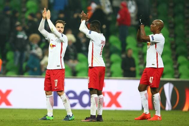 SOCCER - EL, Krasnodar vs RBS KRASNODAR,RUSSIA,24.NOV.16 - SOCCER - UEFA Europa League, group stage, FK Krasnodar vs Red Bull Salzburg. Image shows Andreas Ulmer, Diadie Samassekou and Andre Wisdom (RBS). GEPAxpictures xFelixxRoittner