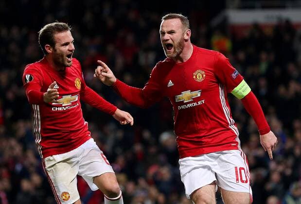 Themen der Woche - SPORT Bilder des Tages - SPORT Wayne Rooney of Manchester United ManU celebrates after scoring his sides first goal during the UEFA Europa League match at Old Trafford, Manchester. Picture date: November 24th 2016. Pic Matt McNulty Sportimage EDITORIAL USE ONLY. No use with unauthorised audio, video, data, fixture lists, club league logos or live services. Online in-match use limited to 120 images, no video emulation. No use in betting, games or single club league player publications.