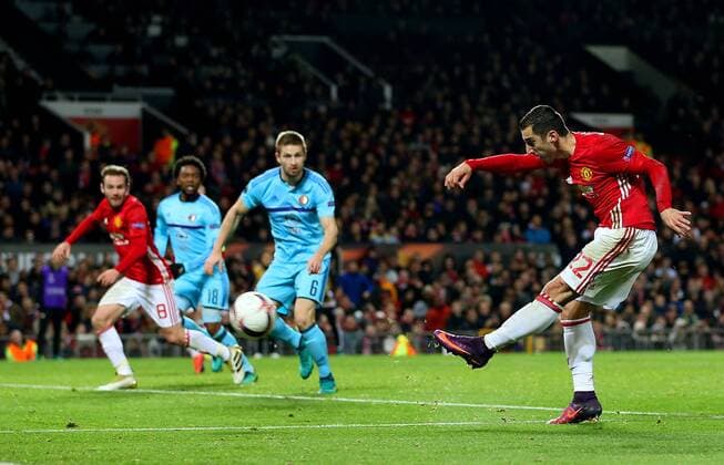Henrikh Mkhitaryan of Manchester United ManU fires a shot at goal during the UEFA Europa League match at Old Trafford, Manchester. Picture date: November 24th 2016. Pic Matt McNulty Sportimage EDITORIAL USE ONLY. No use with unauthorised audio, video, data, fixture lists, club league logos or live services. Online in-match use limited to 120 images, no video emulation. No use in betting, games or single club league player publications.
