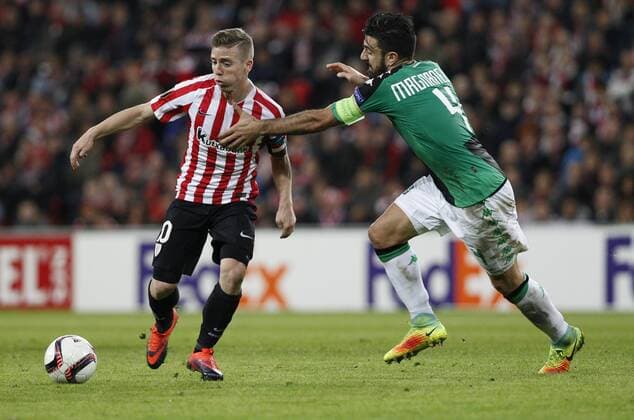 UEFA Europa League, Athletic de Bilbao vs Sassuolo Calcio: Iker Muniain vs Francesco Magnanelli  xDAVIDxS.xBUSTAMANTEx xx