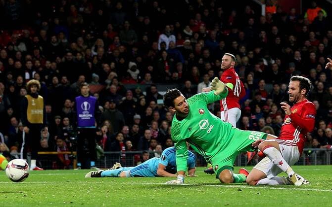 Juan Mata of Manchester United ManU scores his sides second goal during the UEFA Europa League match at Old Trafford, Manchester. Picture date: November 24th 2016. Pic Matt McNulty Sportimage EDITORIAL USE ONLY. No use with unauthorised audio, video, data, fixture lists, club league logos or live services. Online in-match use limited to 120 images, no video emulation. No use in betting, games or single club league player publications.