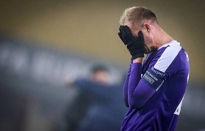 SOCCER - EL, A.Wien vs Giurgiu VIENNA,AUSTRIA,24.NOV.16 - SOCCER - UEFA Europa League, group stage, FK Austria Wien vs Astra Giurgiu. Image shows the disappointment of Raphael Holzhauser (A.Wien). GEPAxpictures xPatrickxLeuk