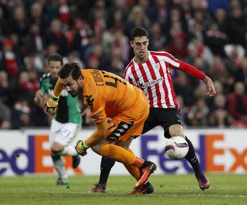 Fußball, EL, Athletic Bilbao - Sassuolo Calcio Fußball, BILBAO UEFA Europa League Sabin Merino and Andrea Consigli  xDAVIDxS.xBUSTAMANTEx xx