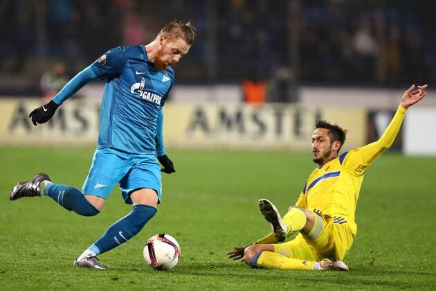 November 24, Russia, St. Petersburg. UEFA Europa League 2016 17- FC Zenit vs FC Maccabi (Tel Aviv, Israel). Player of FC Zenit Ivan Novosel (3 blu). AlexanderxKulebyakin 