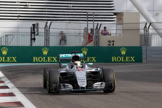 Abu Dhabi Grand Prix, UAE 24 - 27 November 2016 25.11.2016 - Free Practice 1, Lewis Hamilton (GBR) Mercedes AMG F1 W07 Hybrid 