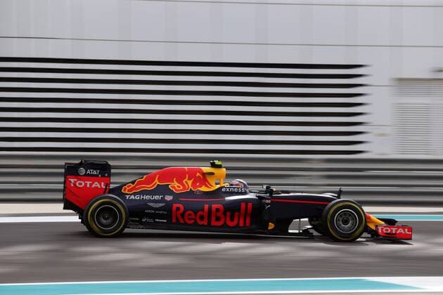 Abu Dhabi Grand Prix, UAE 24 - 27 November 2016 25.11.2016 - Free Practice 1, Max Verstappen (NED) Red Bull Racing RB12 