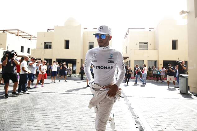 Motorsports: FIA Formula One World Championship WM Weltmeisterschaft 2016, F1 race in Abu Dhabi, 44 Lewis Hamilton (GBR, Mercedes AMG Petronas F1 Team), xTapx