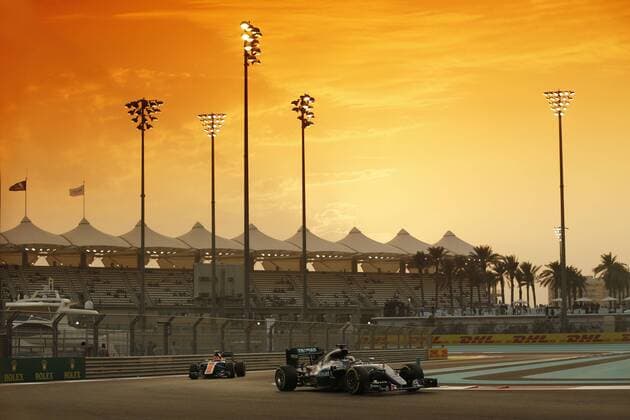 Themen der Woche - SPORT Bilder des Tages - SPORT Motorsports: FIA Formula One World Championship WM Weltmeisterschaft 2016, F1 race in Abu Dhabi, 44 Lewis Hamilton (GBR, Mercedes AMG Petronas F1 Team), xTapx