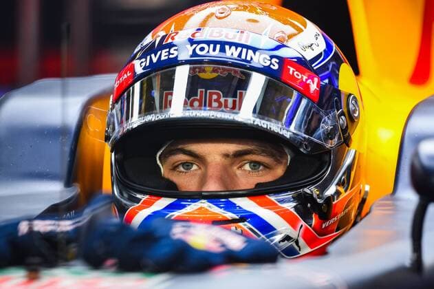 Max Verstappen (Red Bull Racing) mit Helm im Cockpit, Grosser Preis von Abu Dhabi 2016, Motorsport, Formel 1, 25.11.2016, Abu Dhabi Copyright: xAndre Eibner-Pressefotox EP_JAE