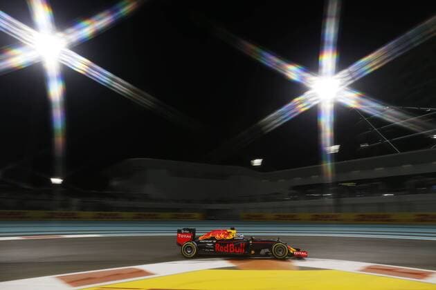 Motorsports: FIA Formula One World Championship WM Weltmeisterschaft 2016, F1 race in Abu Dhabi, 3 Daniel Ricciardo (AUS, Red Bull Racing), xTapx