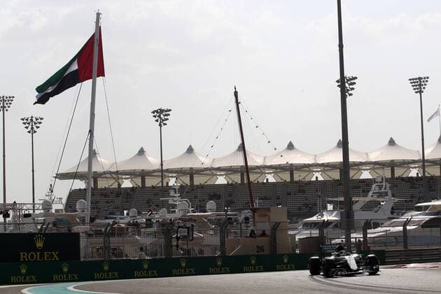 Abu Dhabi Grand Prix, UAE 24 - 27 November 2016 26.11.2016 - Free Practice 3, Lewis Hamilton (GBR) Mercedes AMG F1 W07 Hybrid 