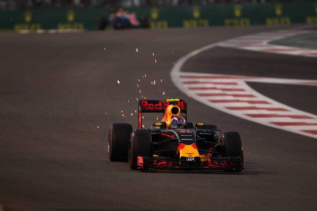 Abu Dhabi Grand Prix, UAE 24 - 27 November 2016 26.11.2016 - Qualifying, Max Verstappen (NED) Red Bull Racing RB12 
