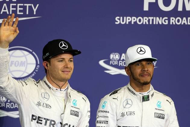 Abu Dhabi Grand Prix, UAE 24 - 27 November 2016 26.11.2016 - Qualifying, 2nd place Nico Rosberg (GER) Mercedes AMG F1 W07 Hybrid and Lewis Hamilton (GBR) Mercedes AMG F1 W07 Hybrid pole position 
