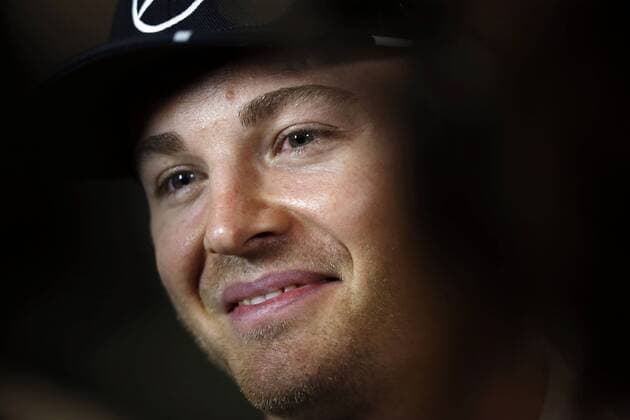 Motorsports: FIA Formula One World Championship WM Weltmeisterschaft 2016, Grand Prix of Abu Dhabi, 6 Nico Rosberg (GER, Mercedes AMG Petronas Formula One Team), xHOCHxZWEIx
