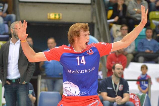 26.11.2016, xtkx, Volleyball 1.Bundesliga Herren, United Volleys - VfB Friedrichshafen, emspor, v.l. Peter Wolf (United Volleys) , Frankfurt am Main