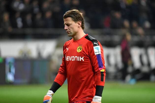 26.11.2016 Frankfurt, Commerzbankarena 1. Bundesliga, Fußball GER 1.BL 1. BL 2016 2017 Eintracht Frankfurt (SGE) gegen Borussia Dortmund (BVB) enttäuscht Zorwart Roman Weidenfeller (BVB)