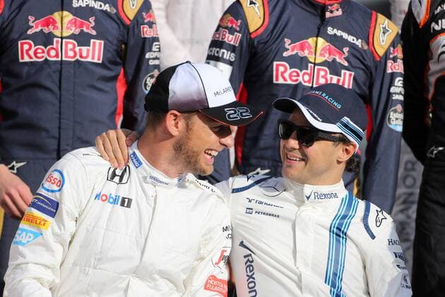 Abu Dhabi Grand Prix, UAE 24 - 27 November 2016 27.11.2016 - Jenson Button (GBR) McLaren Honda MP4-31 and Felipe Massa (BRA) Williams FW38 