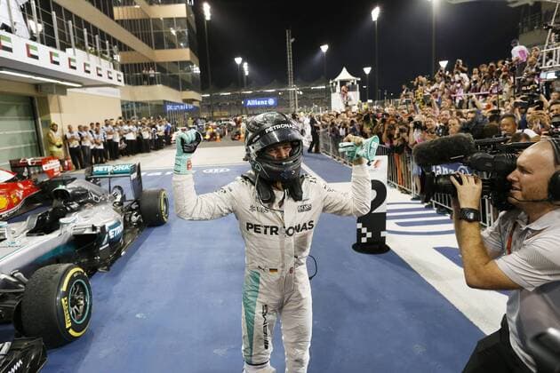 Motorsports: FIA Formula One World Championship WM Weltmeisterschaft 2016, Grand Prix of Abu Dhabi, 6 Nico Rosberg (GER, Mercedes AMG Petronas Formula One Team), xHOCHxZWEIx