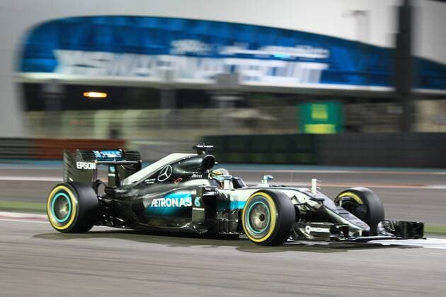 27.11.2016. Abu Dhabi, UAE. Formula 1 Grand Prix Abu Dhabi, race day. 6 Nico Rosberg (GER, Mercedes AMG Petronas Formula One Team) on his way to a 2nd placed finish but enough to win the World Championship WM Weltmeisterschaft for the year xLeannexBoonx  ActionPlus11814920