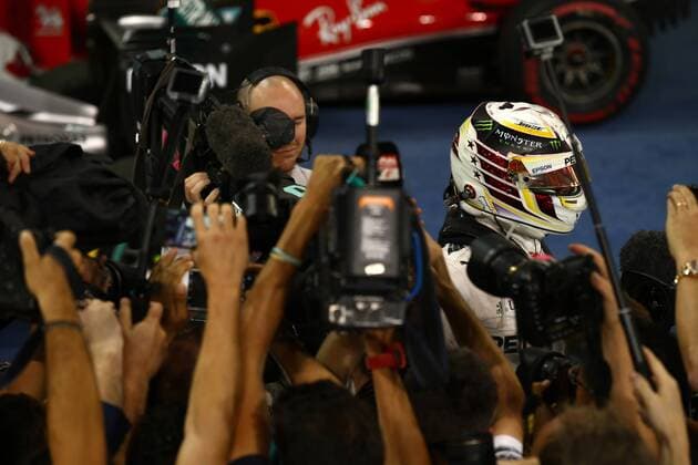 Abu Dhabi Grand Prix, UAE 24 - 27 November 2016 27.11.2016 - Race, 2nd place Nico Rosberg (GER) Mercedes AMG F1 W07 Hybrid and Champion 2016 and Lewis Hamilton (GBR) Mercedes AMG F1 W07 Hybrid race winner 
