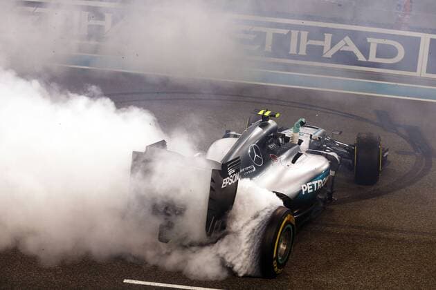 Formel 1, GP von Abu Dhabi, Nico Rosberg ist Weltmeister Motorsports: FIA Formula One World Championship WM Weltmeisterschaft 2016, Grand Prix of Abu Dhabi, 6 Nico Rosberg (GER, Mercedes AMG Petronas Formula One Team), xHOCHxZWEIx
