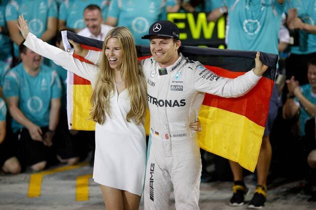 Motorsport: Formel 1 F1 Grand Prix of Abu Dhabi race at Yas Marina circuit. In this picture, Vivian and Nico Rosberg. xRUBIOx  RV RACING PRESS