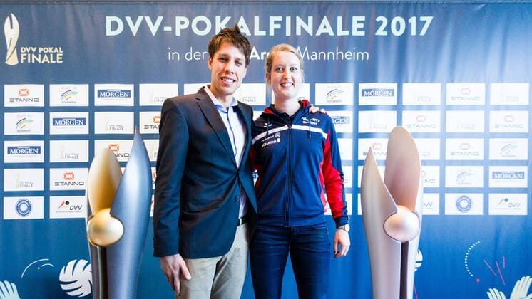 Tomas Kocian (VfB Friedrichshafen) und Deborah van Daelen (Allianz MTV Stuttgart); DVV-Pokal Pressekonferenz, Dorint-Kongresshotel, Mannheim Deutschland, 20161129; Mannheim Copyright: xWuechnerx xEibner-Pressefotox EP_nwr