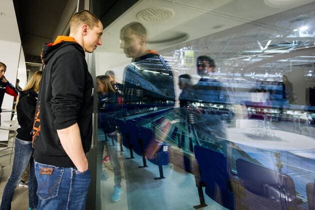 Felix Fischer (BR Volleys) schaut in die Arena; DVV-Pokal Pressekonferenz, Dorint-Kongresshotel, Mannheim Deutschland, 20161129; Mannheim Copyright: xWuechnerx xEibner-Pressefotox EP_nwr