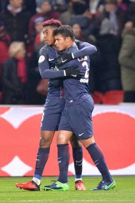 02 THIAGO SILVA (psg) - 03 Presnel KIMPEMBE (psg) - JOIE FOOTBALL : Paris Saint Germain (PSG) vs SCO Angers - Ligue 1 - 30 11 2016 AnthonyBIBARD FEP Panoramic 
