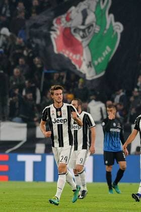 IPP20161203 Football - soccer: Serie A, Juventus Turin - Atalanta Bergamo, esulta daniele rugani dopo il suo gol del 2 a 0 per la Juventus (Hinweis: Verwendung nur in Deutschland - only Germany) xHOCHxZWEIx xItalyxPhotoxPressx 