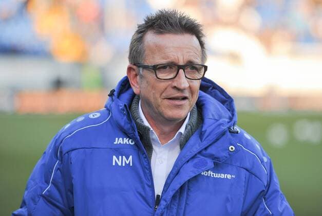 04.12.2016, xmhx, Fussball 1.Bundesliga, SV Darmstadt 98 - Hamburger SV, emspor emonline deloka, v.l. Norbert Meier (Trainer SV Darmstadt 98) Darmstadt