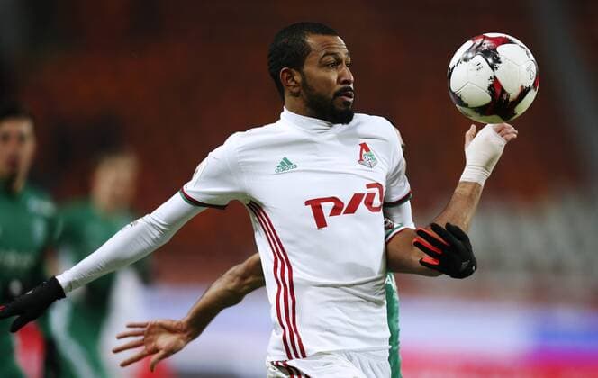 MOSCOW, RUSSIA - DECEMBER 4, 2016: Lokomotiv Moscow s Maicon in action in the 2016 17 Russian Premier League Round 17 football match against FC Terek Grozny at Lokomotiv Stadium. FC Lokomotiv Moscow won the game 2-0. Mikhail Japaridze TASS  TS039E36