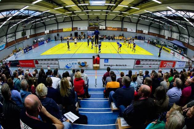04.12.2016, Friedrich-Albert-Lange-Sporthalle, Solingen Volleyball, Bundesliga Männer Maenner, Normalrunde, Solingen Volleys vs. SWD powervolleys Düren Dueren Übersicht Uebersicht Friedrich-Albert-Lange-Sporthalle Solingen