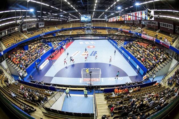 Die Kristianstad Arena bietet Platz fuer ca. 5200 Personen. Kristianstad Arena, EHF Euro 2016, Handball, 04.12.16 Das Foto entstand mit einem Fish-Eye-Objektiv. Kristianstad Skane laen Sweden Kristianstad Arena Copyright: xAgentur54Gradx xFelixxKoenigx