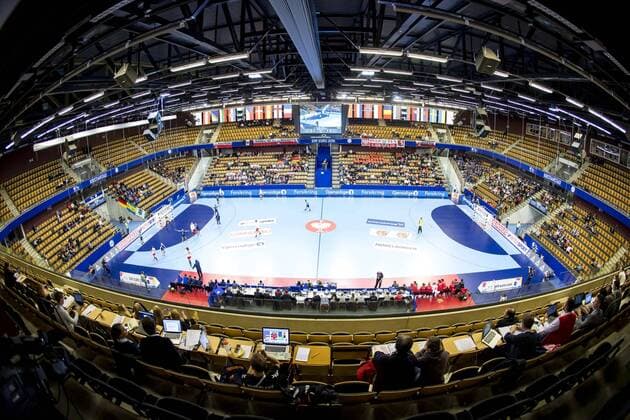 Die Kristianstad Arena bietet Platz fuer ca. 5200 Personen. Kristianstad Arena, EHF Euro 2016, Handball, 04.12.16 Das Foto entstand mit einem Fish-Eye-Objektiv. Kristianstad Skane laen Sweden Kristianstad Arena Copyright: xAgentur54Gradx xFelixxKoenigx