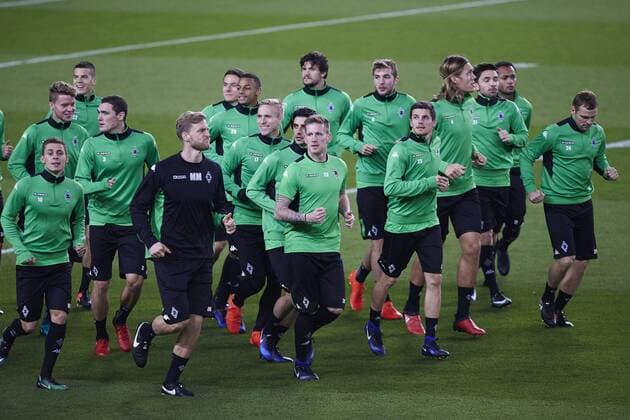 Borussia Monchenglabach s players during the training of the team held at Camp Nou stadium in Barcelona, Catalonia, north-eastern Spain, 05 December 2016. FC Barcelona Barca will face Borussia Moenchenglabach in a Champions League match on 06 December 2016. Borussia Monchenglabach s training !ACHTUNG: NUR REDAKTIONELLE NUTZUNG!  20161205-636165646253725046