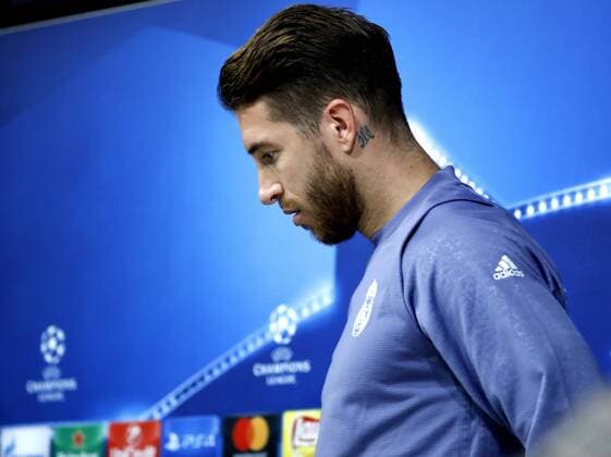 Real Madrid s Spanish defender Sergio Ramos during a press conference PK Pressekonferenz held after a team s training session at Valdebebas sports city in Madrid, Spain, 06 December 2016. Real Madrid will face Borussia Dortmund in a Champions League soccer match the upcoming 07 December. REAL MADRID PRESS CONFERENCE !ACHTUNG: NUR REDAKTIONELLE NUTZUNG!  GRA043 20161206-636166303743533319