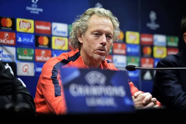 BRUGGE, BELGIUM - DECEMBER 06 : Michel Preud homme head coach of Club Brugge talking to the press FOOTBALL : Conference De Presse Bruges - 06 12 2016 PhotoNews Panoramic 