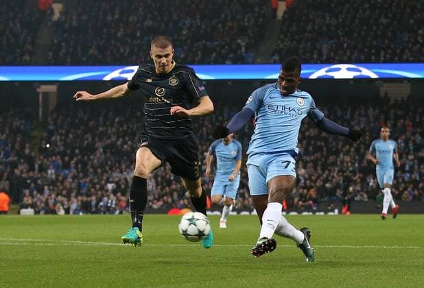 Fußball, CL, Manchester City - Celtic Glasgow Kelechi Iheanacho of Manchester City scores their equalising goal during the Champions League Group C match at the Etihad Stadium, Manchester. Picture date: December 6th, 2016. Pic Simon Bellis Sportimage EDITORIAL USE ONLY. No use with unauthorised audio, video, data, fixture lists, club league logos or live services. Online in-match use limited to 120 images, no video emulation. No use in betting, games or single club league player publications.