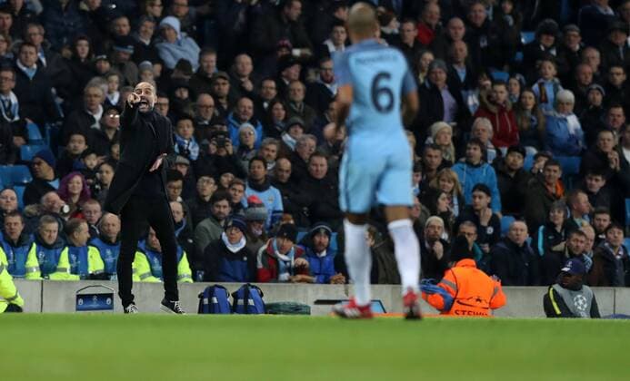 Fußball, CL, Manchester City - Celtic Glasgow Football - 2016 2017 UEFA Champions League - Group C: Manchester City vs. Celtic Manchester City Manager Pep Guardiola during the match at the Ethihad Stadium. COLORSPORT LYNNE CAMERON 