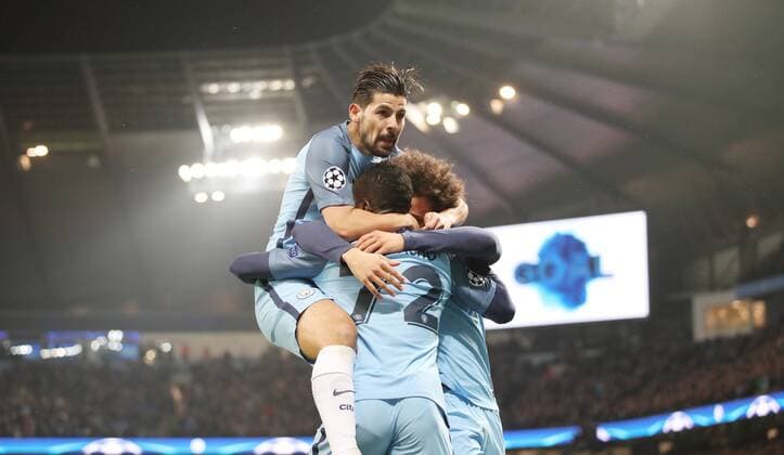 Fußball, CL, Manchester City - Celtic Glasgow Football - 2016 2017 UEFA Champions League - Group C: Manchester City vs. Celtic Kelechi Iheanacho of Manchester City celebrates scoring during the match at the Ethihad Stadium. COLORSPORT LYNNE CAMERON 