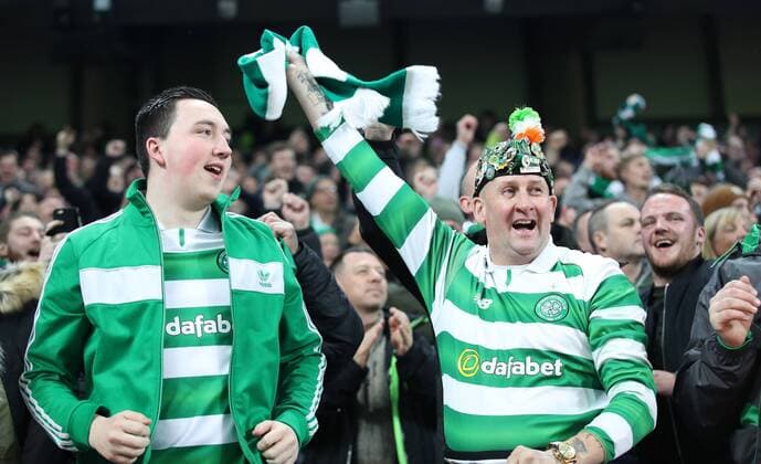 Fußball, CL, Manchester City - Celtic Glasgow Football - 2016 2017 UEFA Champions League - Group C: Manchester City vs. Celtic during the match at the Ethihad Stadium. COLORSPORT LYNNE CAMERON 