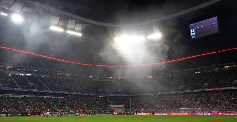 SOCCER - CL, Bayern vs Madrid MUNICH,GERMANY,06.DEC.16 - SOCCER - UEFA Champions League, group stage, FC Bayern Muenchen vs Atletico Madrid. Image shows an overview of the Allianz-Arena. Keywords: fog, stadium. GEPAxpictures xThomasxBachun