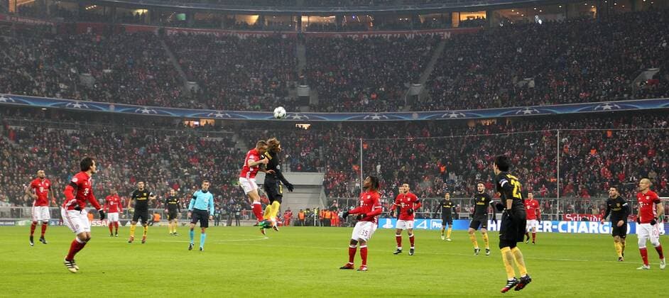 SOCCER - CL, Bayern vs Madrid MUNICH,GERMANY,06.DEC.16 - SOCCER - UEFA Champions League, group stage, FC Bayern Muenchen vs Atletico Madrid. Image shows an overview with Rafinha (Bayern) and Antoine Griezmann (Atletico). GEPAxpictures xThomasxBachun